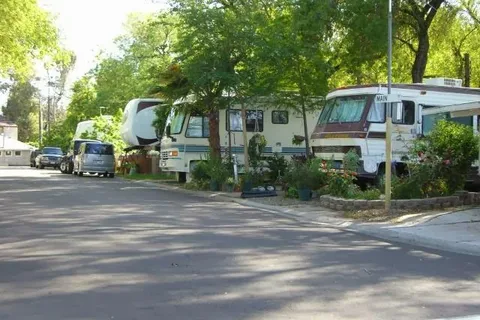 Sacramento Shade RV Park