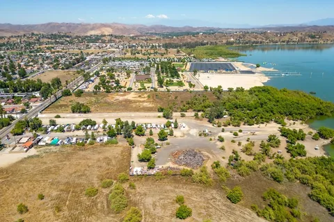 Emerald Bay RV Park