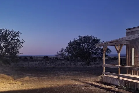 Grand Canyon Oasis RV Resort and Glampground