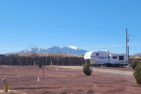 Grand Canyon Oasis RV Resort and Glampground