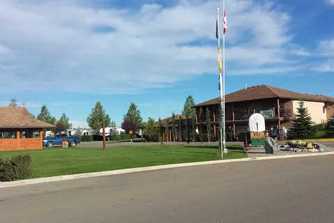 Bow Rivers Edge Campground