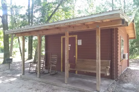 Ichetucknee Family Canoe and Cabins