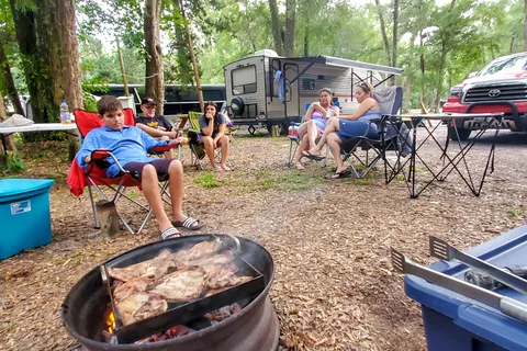 Ichetucknee Family Canoe and Cabins