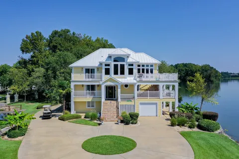 River Rocks Landing
