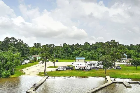 Red Ear River-Boat & RV Park