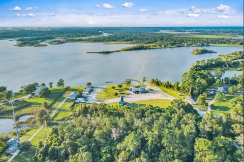 Red Ear River-Boat & RV Park