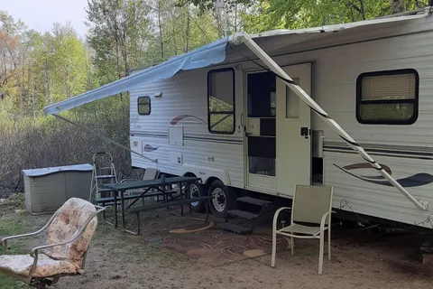 Rustic Woods Campgrounds