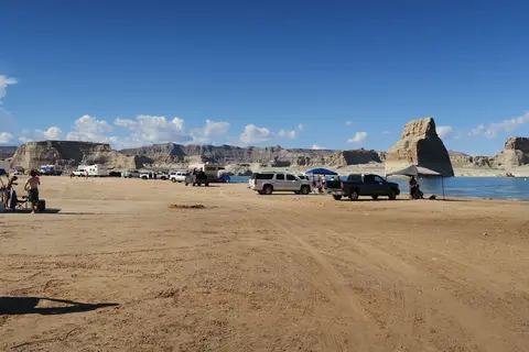 Lone Rock Beach Primitive Campground - Glen Canyon National Recreation Area