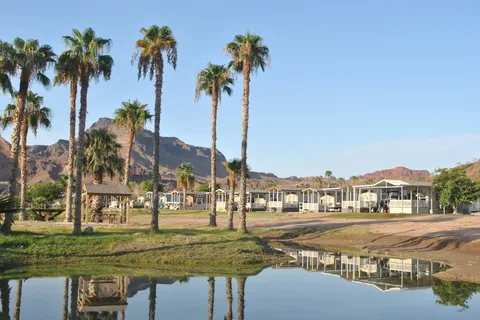 River Lodge Resort