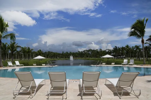 Palm Beach Motorcoach Resort