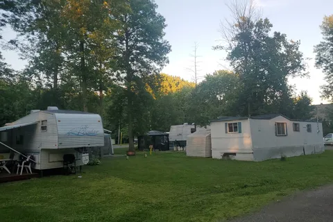 Camping Le Dauphin