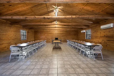 Lindseys Resort on the Little Red River