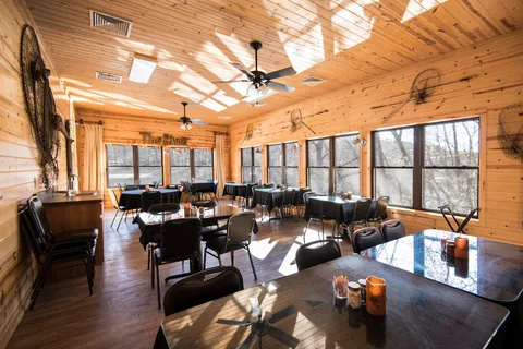 Lindseys Resort on the Little Red River