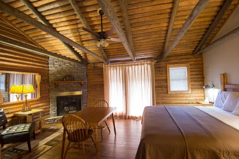 Lindseys Resort on the Little Red River