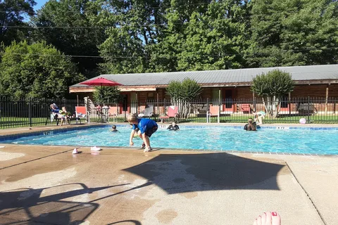 Lindseys Resort on the Little Red River
