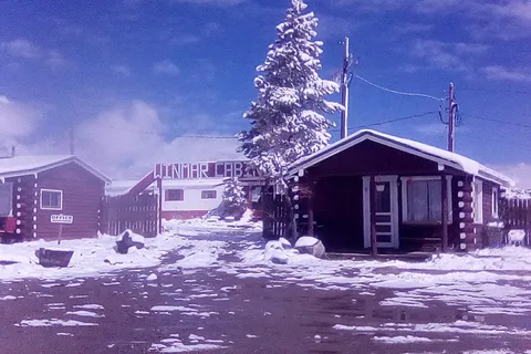 Win Mar Cabins