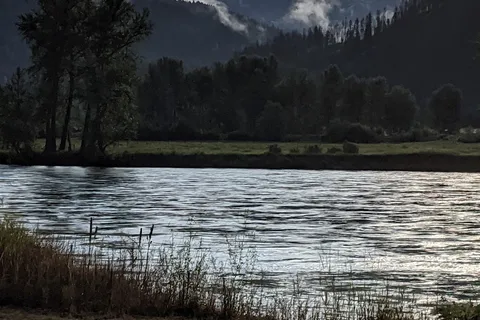 The Rivermount Motel and Campground