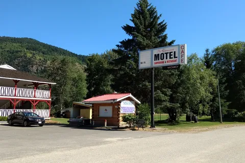 The Rivermount Motel and Campground
