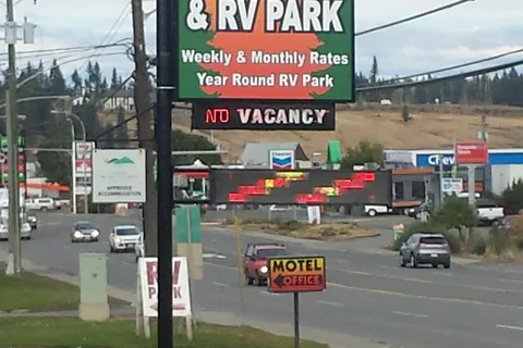 100 Mile Motel and RV Park