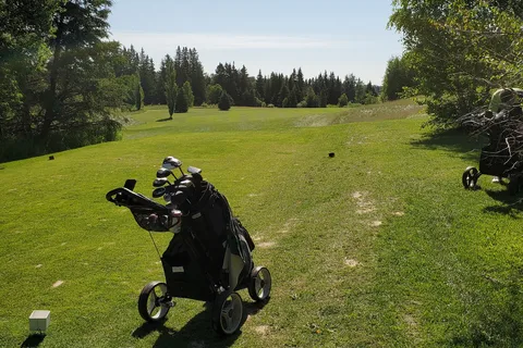 Pipestone Links Golf Course and RV Park near Millet, AB