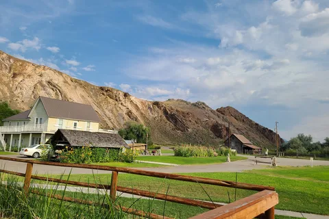 Challis Hot Springs Inc