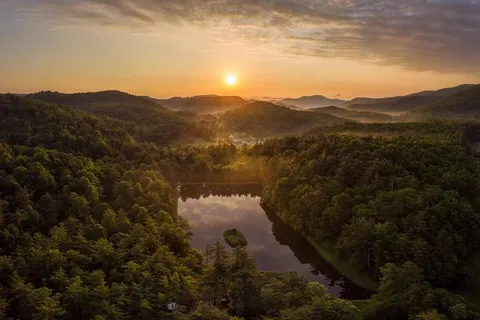 Montebello Camping & Fishing Resort