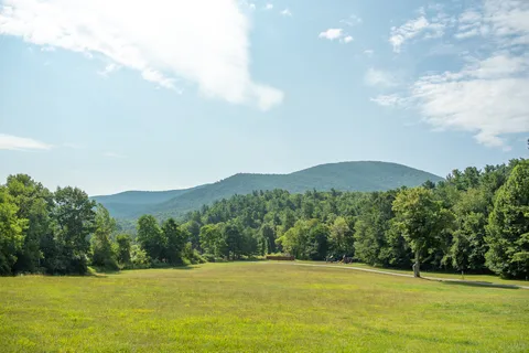 Montebello Camping & Fishing Resort