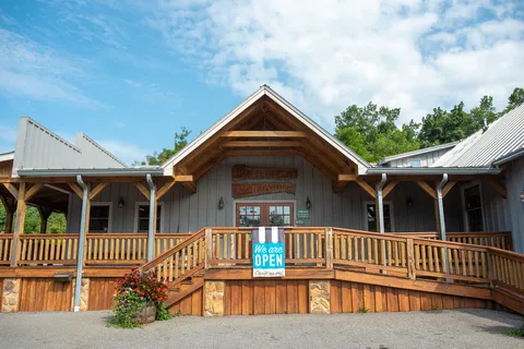 Montebello Camping & Fishing Resort
