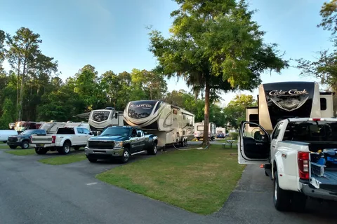 Inland Harbor RV Park
