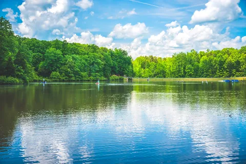 Twin Lakes State Park