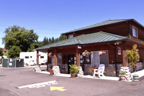 Vancouver Mall RV Park