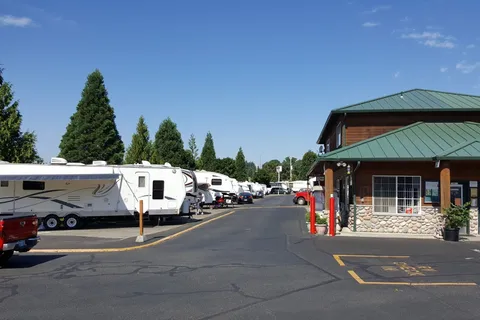 Vancouver Mall RV Park