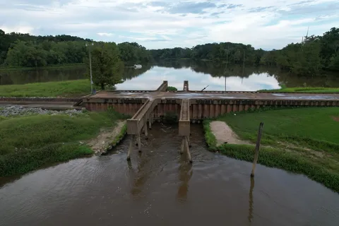 Low Head Dam - PRVWSD