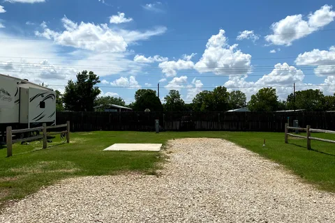 Phil’s Boys Estates RV Park and Mobile Home Park