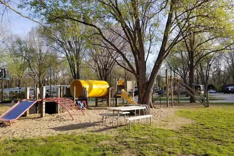 Pin Oak RV Resort