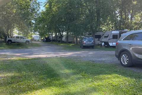 Camping Au Bonnet Rouge
