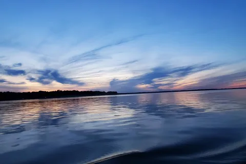 Lakeshore Resort