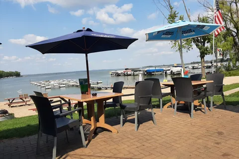 Lakeshore Resort