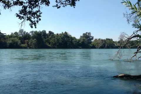 Sacramento River RV Park