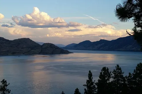 Peachland Eagles Nest B and B
