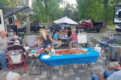 Ellie Ray's RV Resort