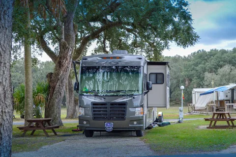 Breezy Oaks RV Park