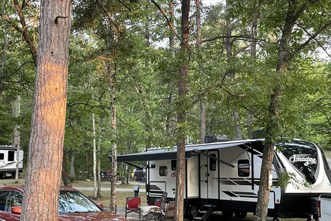 Twin Bears Wooded Campground