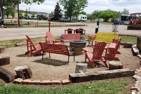 Circle The Wagons RV Resort