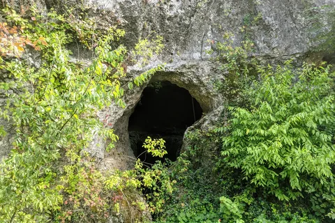 Cascade Caverns Campground