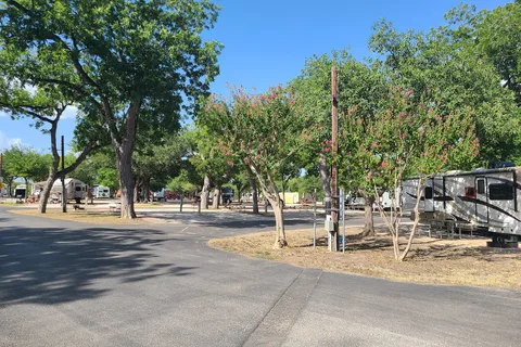 San Antonio / Alamo KOA Holiday