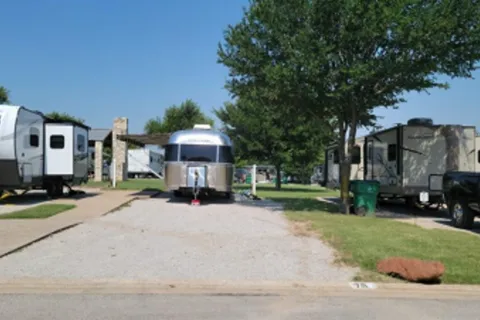 NorthLake Village RV Park