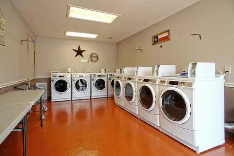 NorthLake Village RV Park