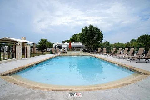 NorthLake Village RV Park