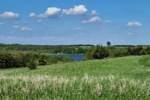Oak - Lake Vermillion State Recreation Area